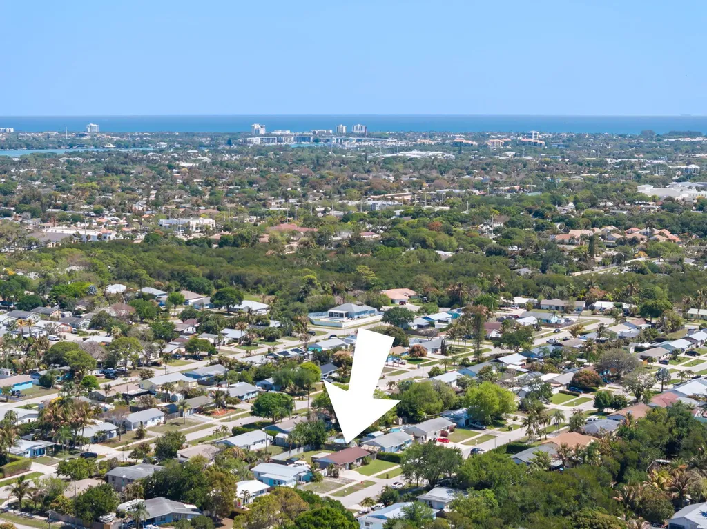 1207 Sioux Street Jupiter FL 33458