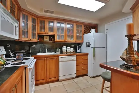 8101 SW 72nd Avenue Miami FL 33143