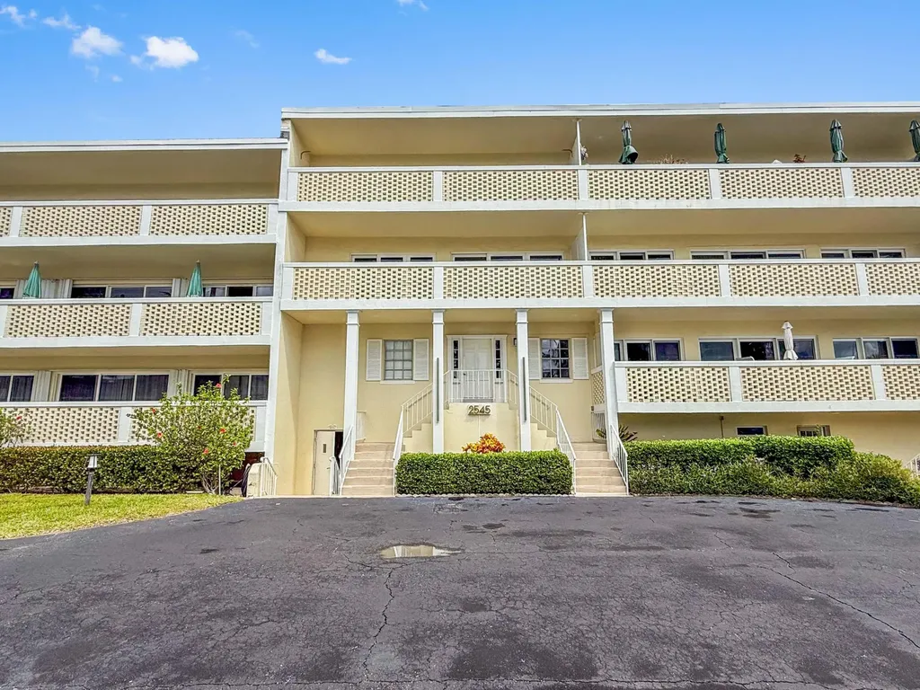 2545 S Ocean Boulevard Palm Beach FL 33480