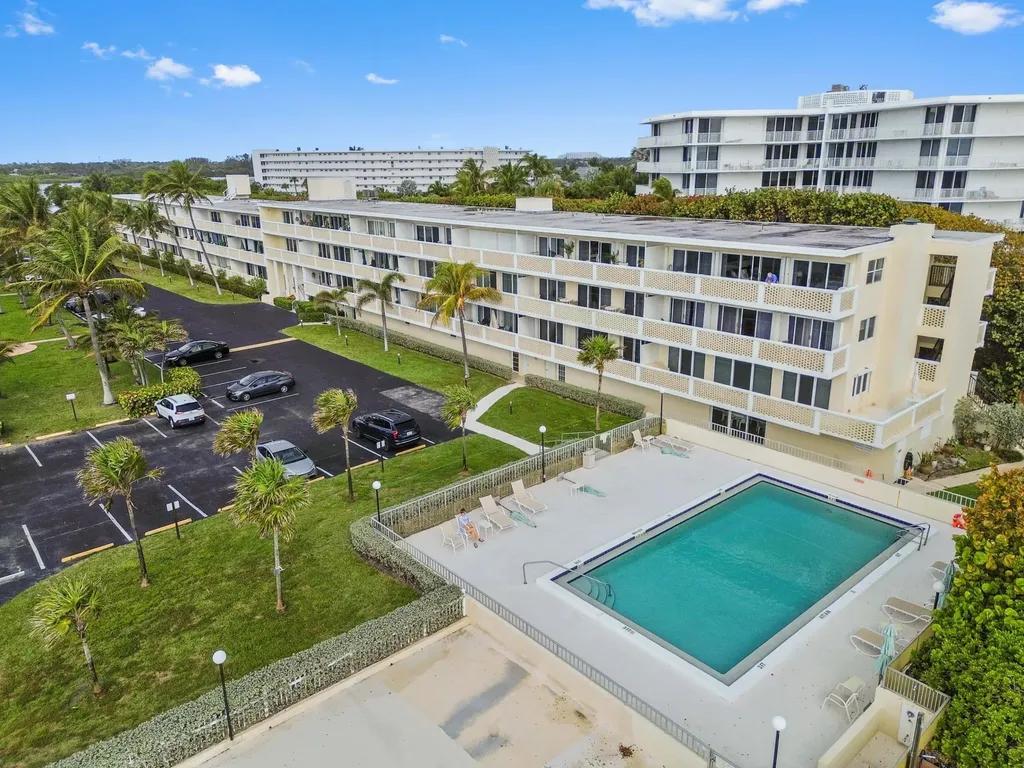 2545 S Ocean Boulevard Palm Beach FL 33480