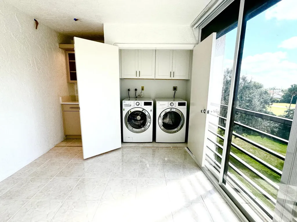 9170 SW 14th Street Boca Raton FL 33428