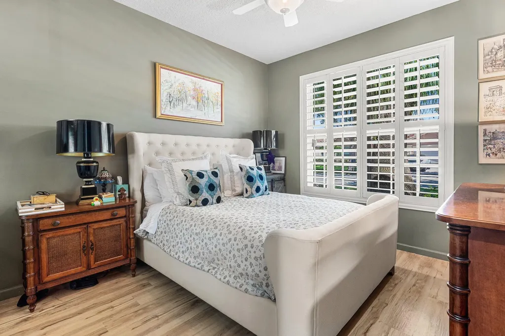 13587 Barcelona Lake Circle Delray Beach FL 33446