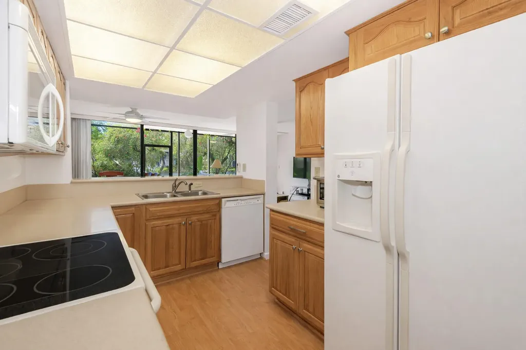 2941 SW 87th Avenue Davie FL 33328