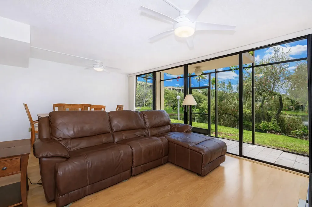 2941 SW 87th Avenue Davie FL 33328