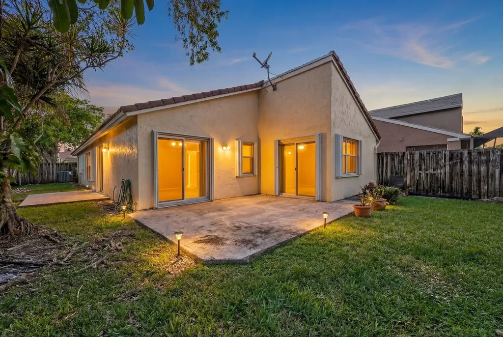 9549 NW 9th Court Plantation FL 33324