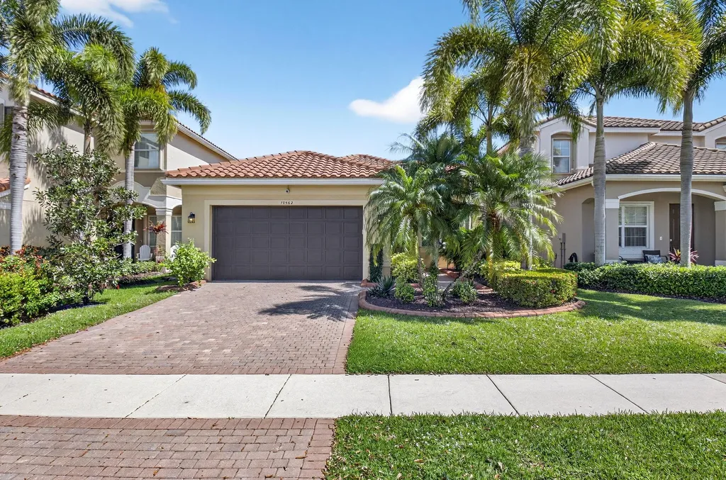 10562 Cape Delabra Court Boynton Beach FL 33473