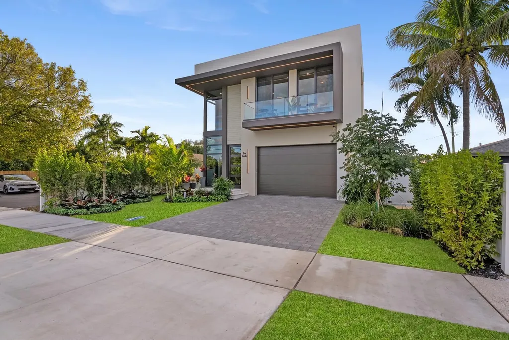 220 S Swinton Avenue Delray Beach FL 33444