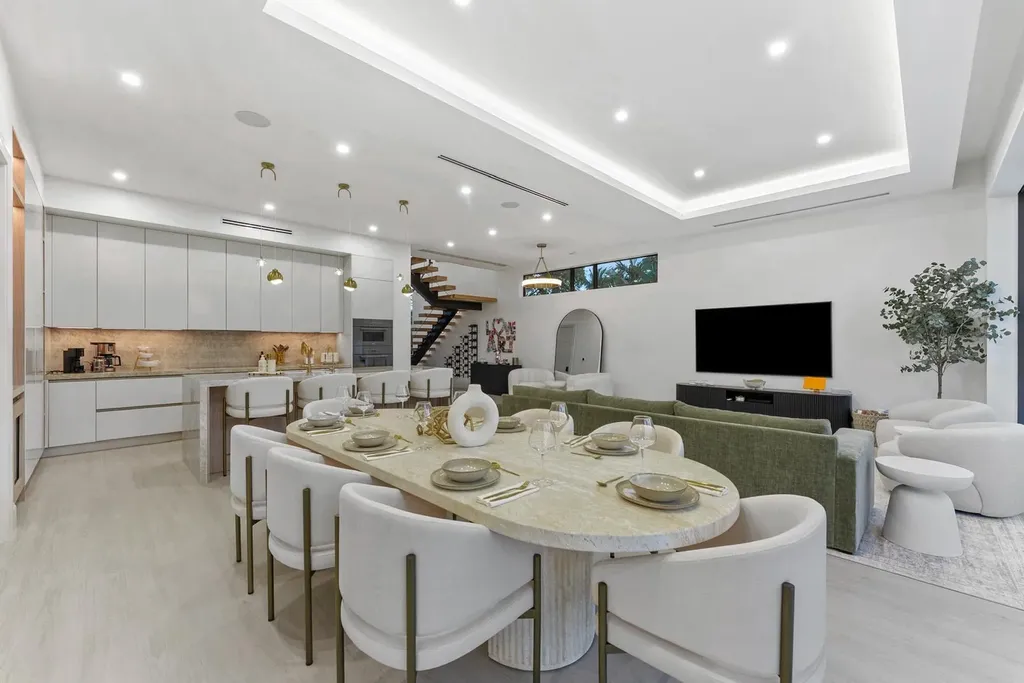 220 S Swinton Avenue Delray Beach FL 33444