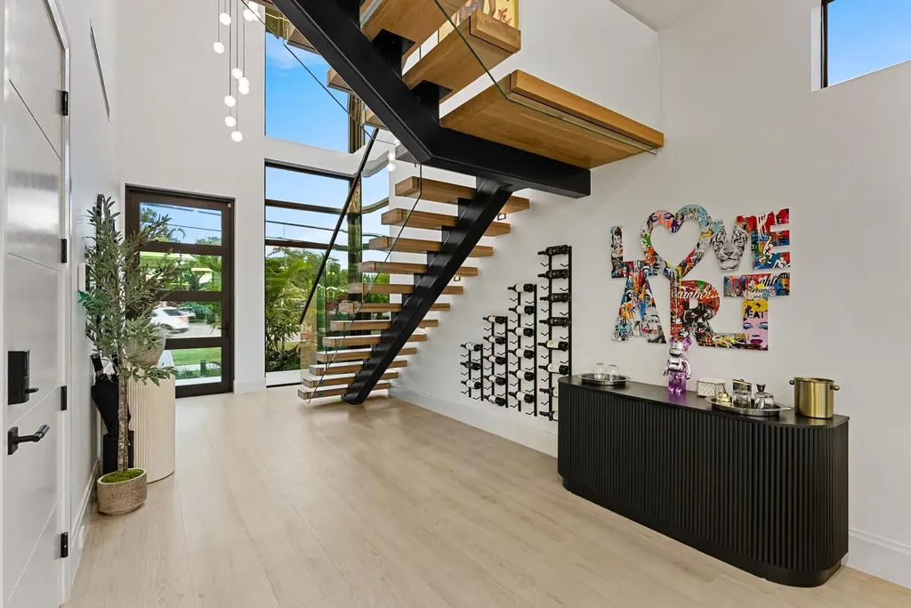 220 S Swinton Avenue Delray Beach FL 33444