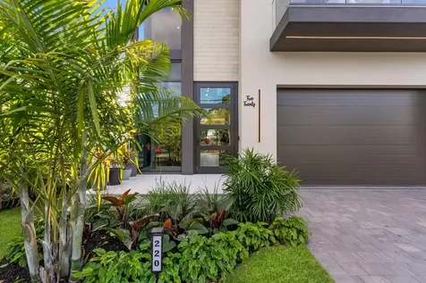 220 S Swinton Avenue Delray Beach FL 33444
