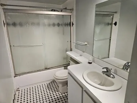 5570 NW 44th Street NW Lauderhill FL 33319