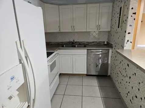 5570 NW 44th Street NW Lauderhill FL 33319