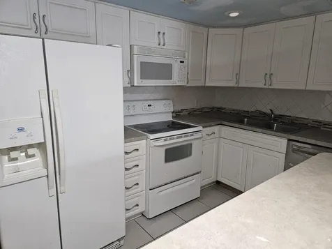 5570 NW 44th Street NW Lauderhill FL 33319