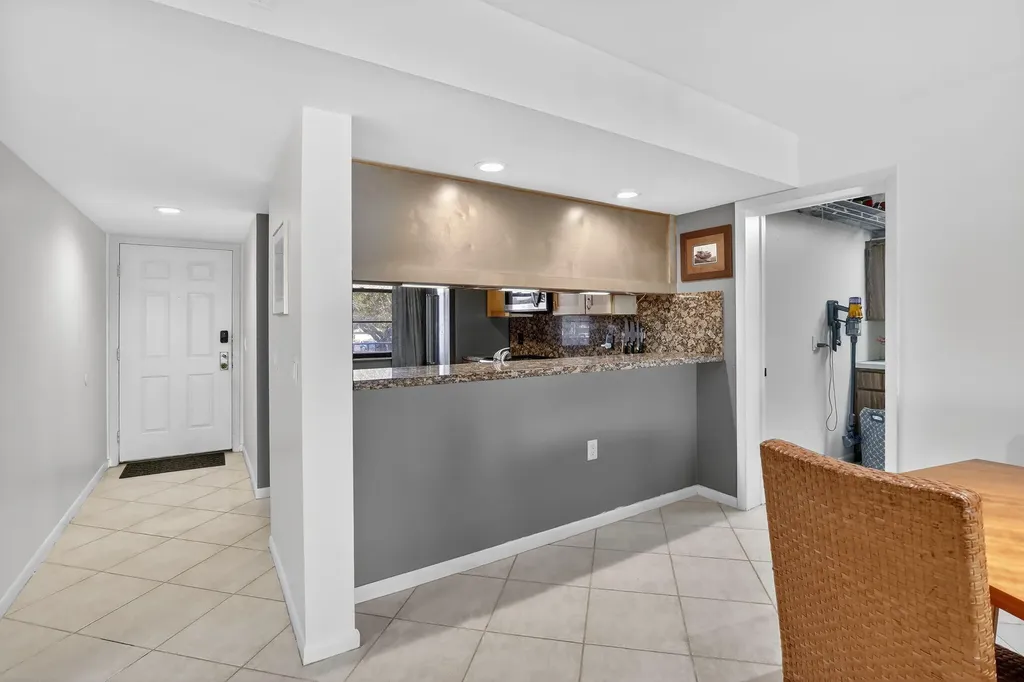 1528 Whitehall Drive Davie FL 33324