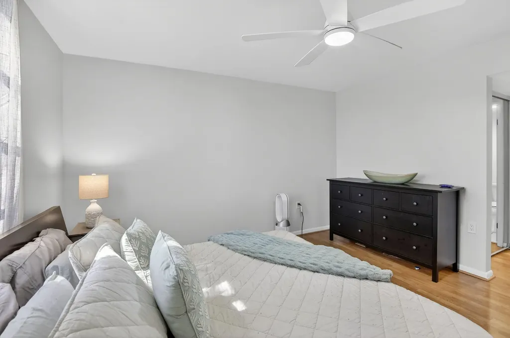 1528 Whitehall Drive Davie FL 33324