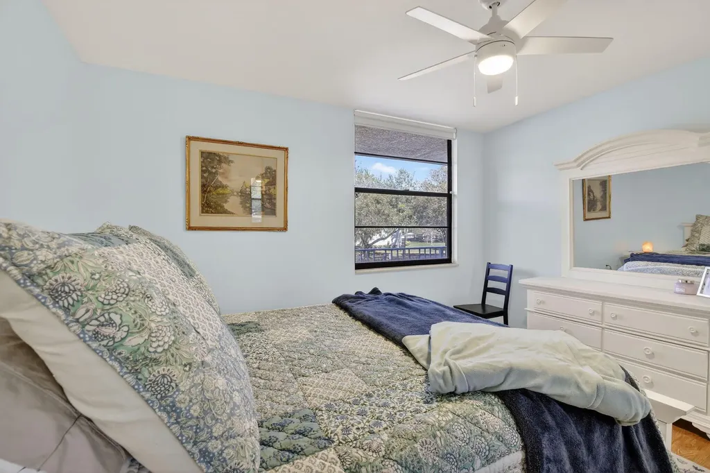 1528 Whitehall Drive Davie FL 33324