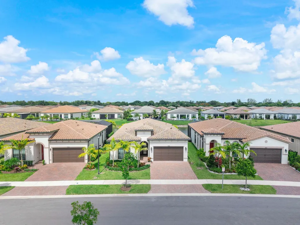 7985 Ironwood Way Parkland FL 33067