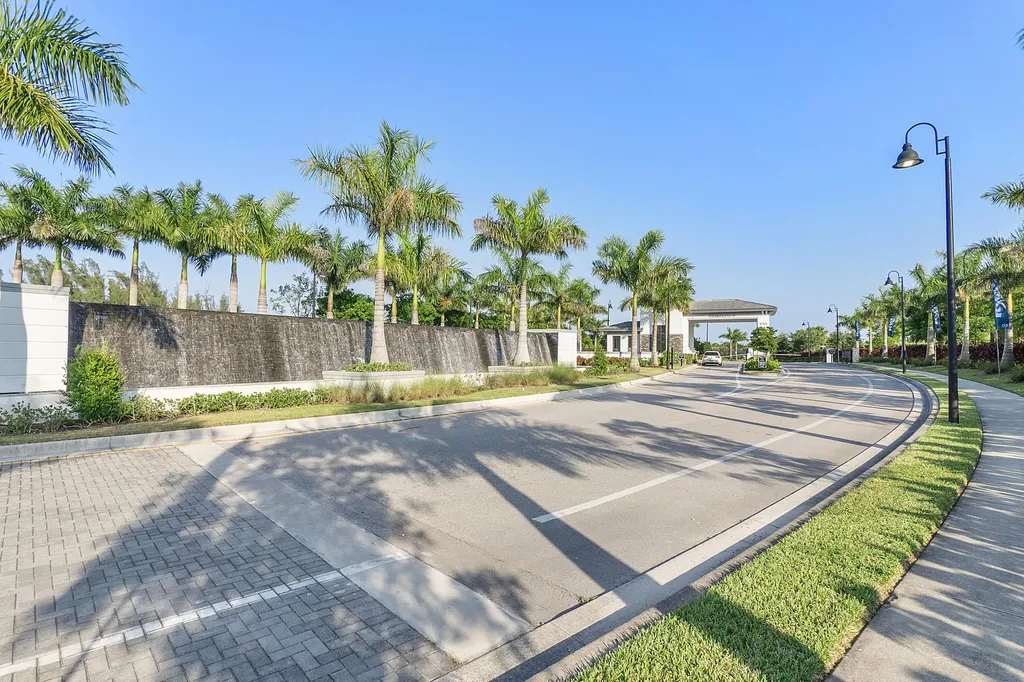 7985 Ironwood Way Parkland FL 33067