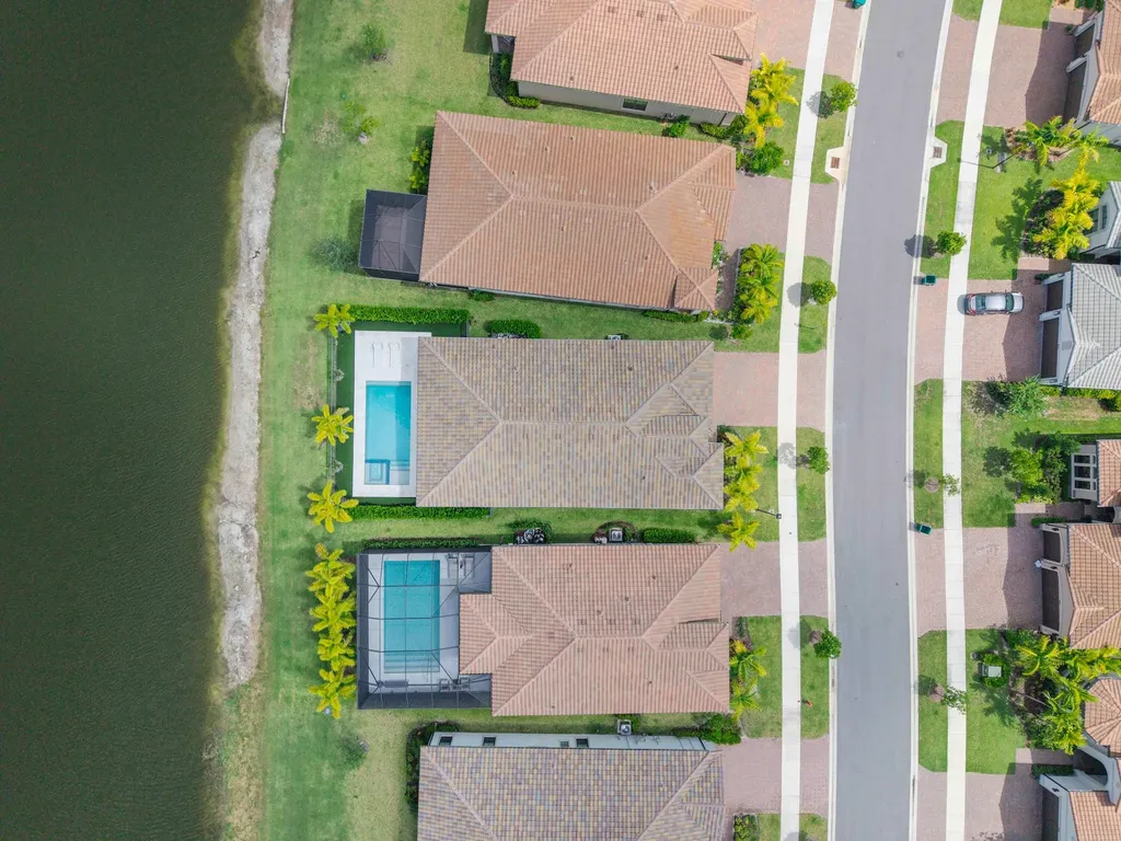 7985 Ironwood Way Parkland FL 33067