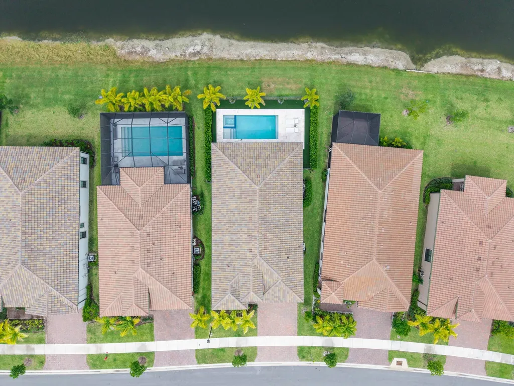 7985 Ironwood Way Parkland FL 33067