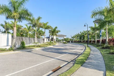 7985 Ironwood Way Parkland FL 33067