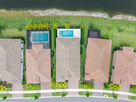 7985 Ironwood Way Parkland FL 33067