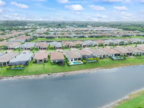 7985 Ironwood Way Parkland FL 33067