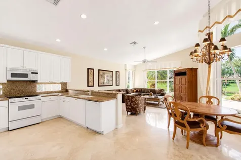 6850 Fiji Circle Boynton Beach FL 33437