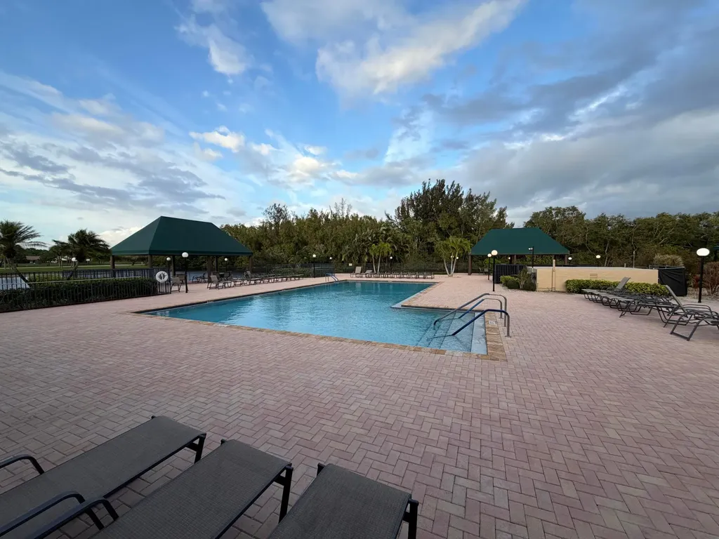 8232 Waterline Drive Boynton Beach FL 33472
