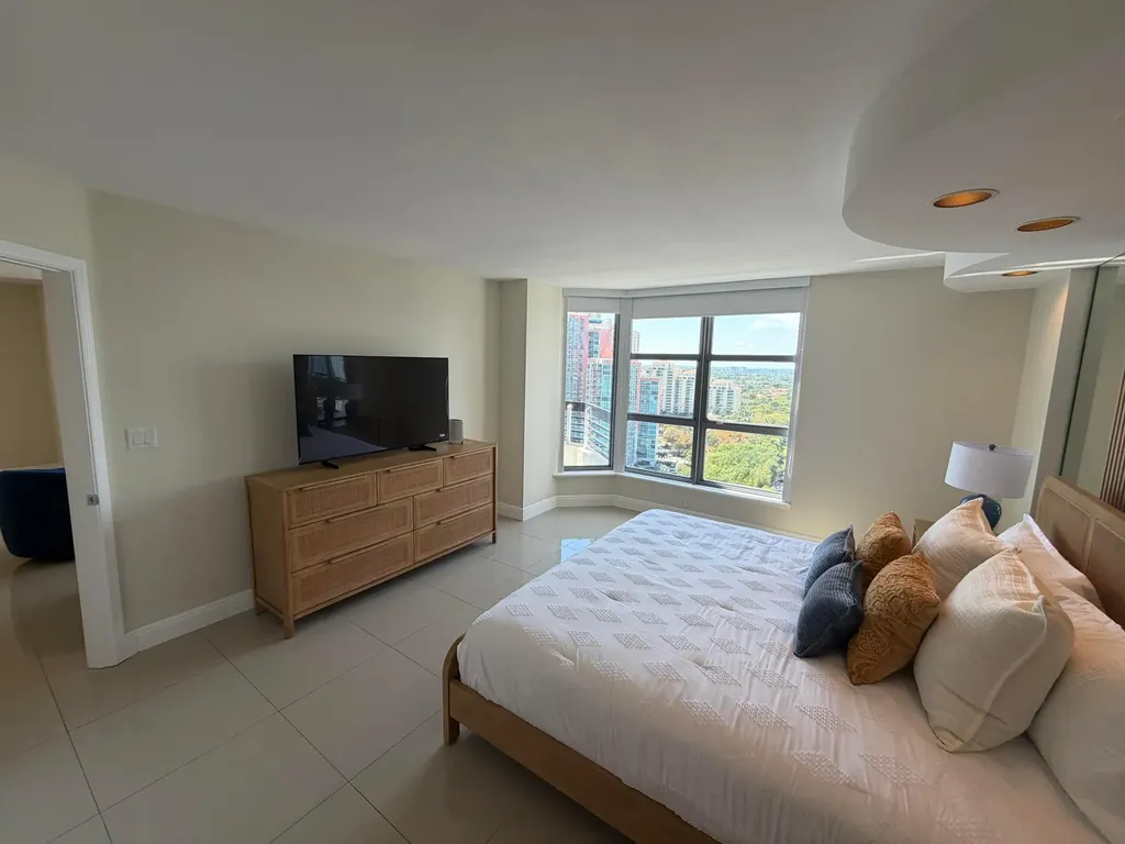 3530 Mystic Pointe Drive Aventura FL 33180
