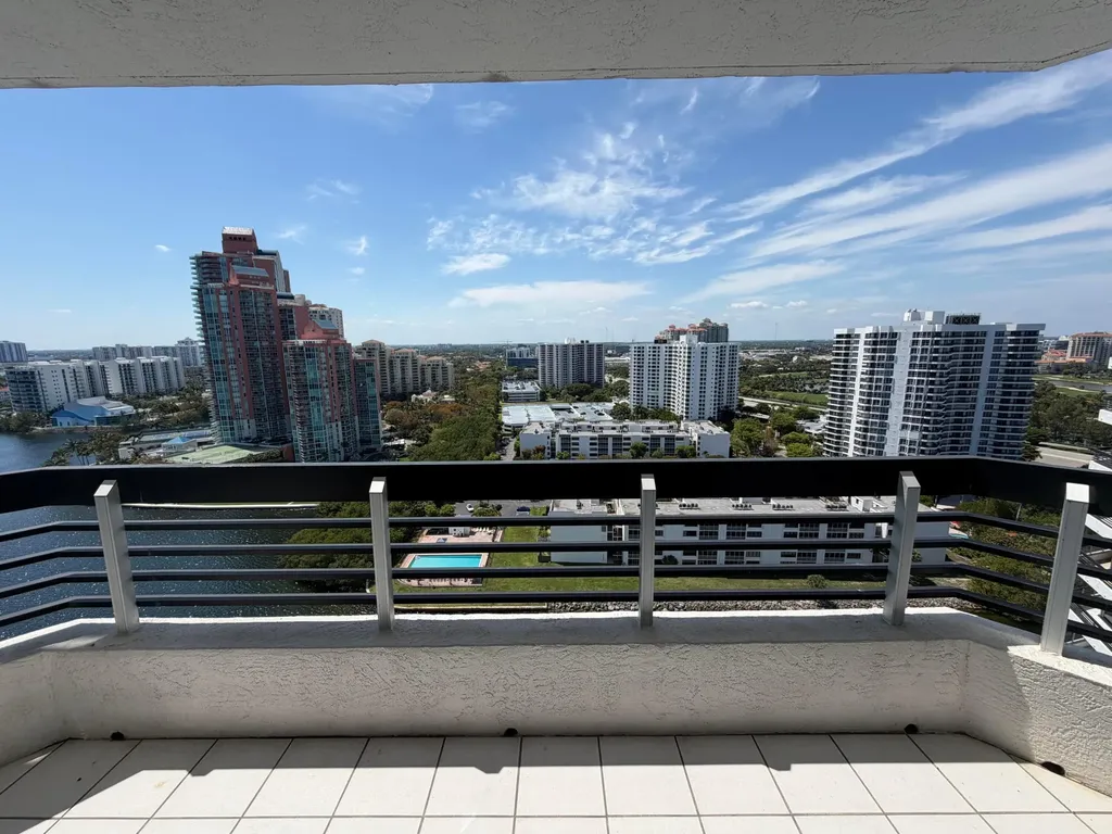 3530 Mystic Pointe Drive Aventura FL 33180