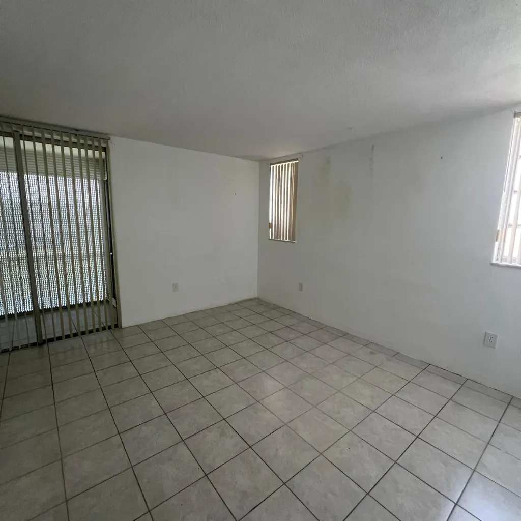 2855 Leonard Drive Aventura FL 33160