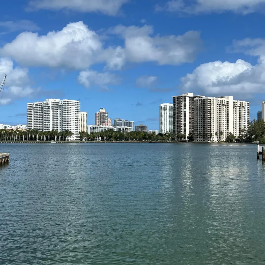 2855 Leonard Drive Aventura FL 33160