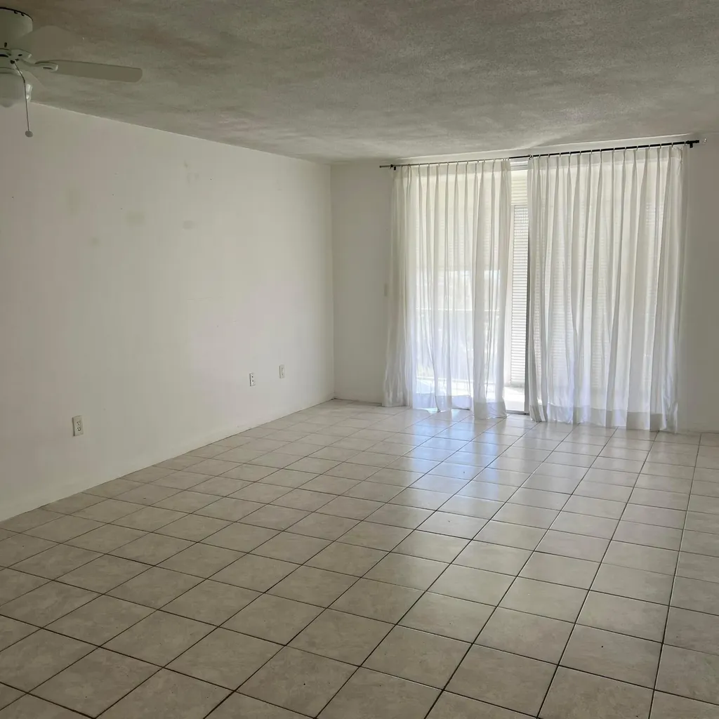 2855 Leonard Drive Aventura FL 33160