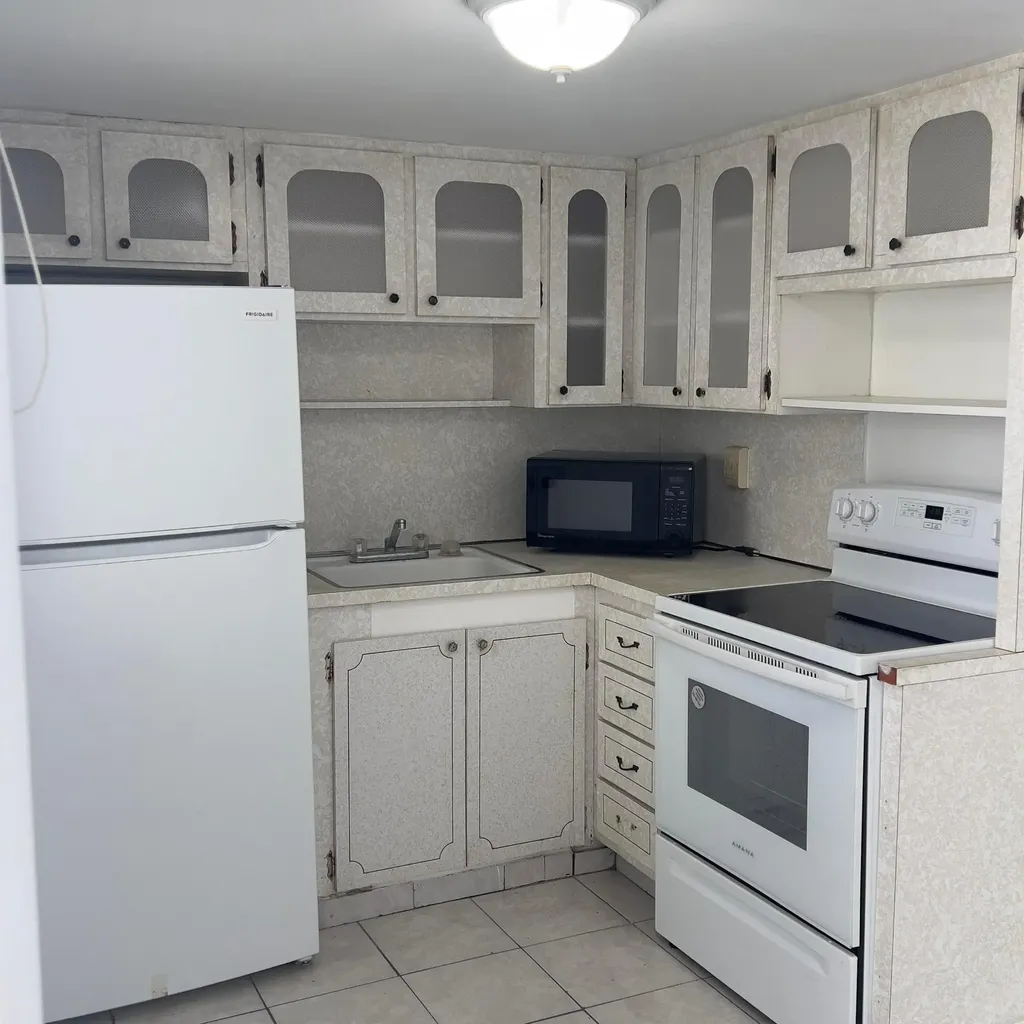 2855 Leonard Drive Aventura FL 33160