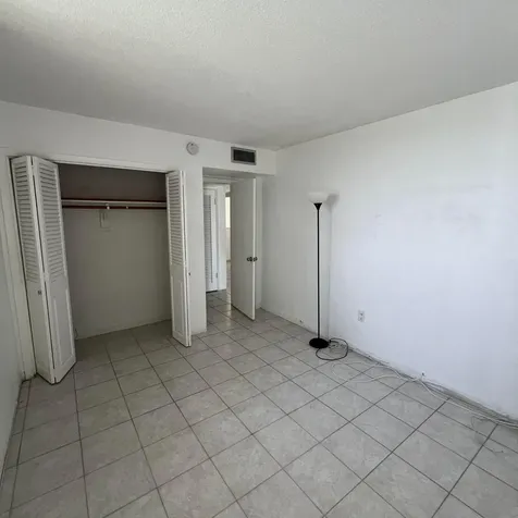 2855 Leonard Drive Aventura FL 33160