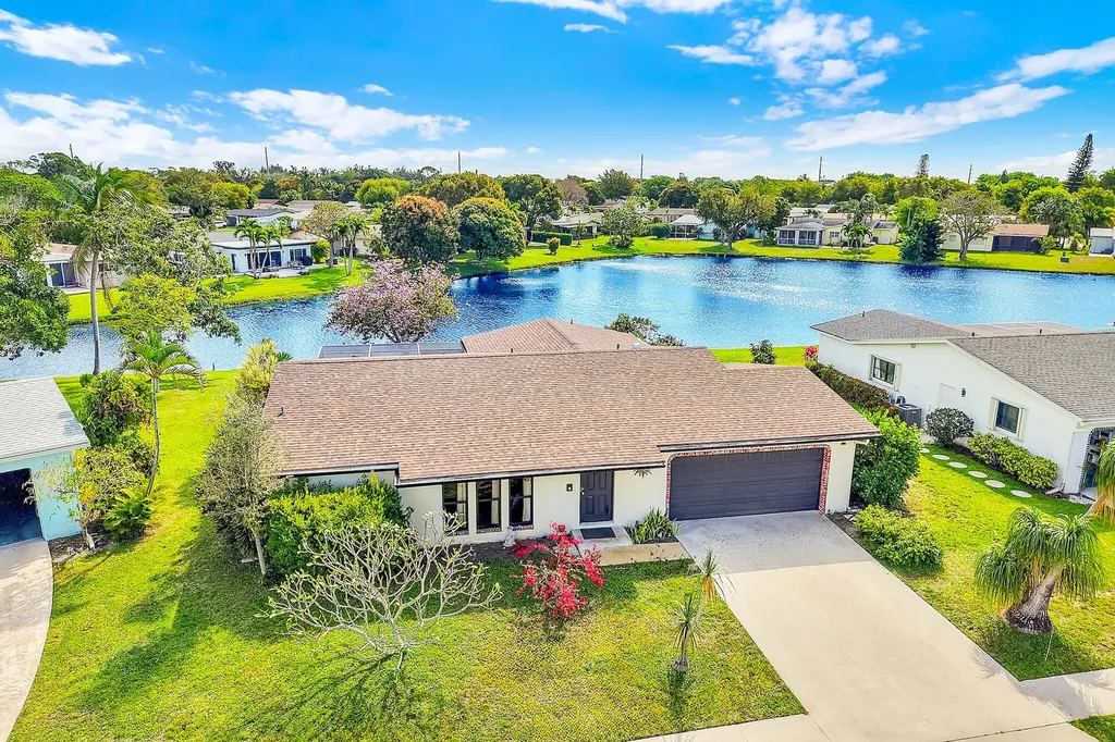 14592 Country Side Lane Delray Beach FL 33484