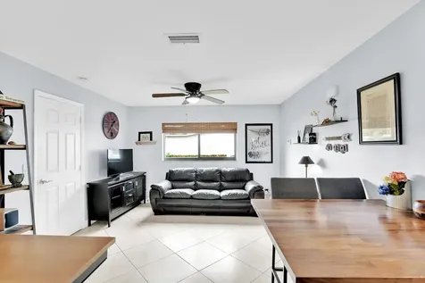 14592 Country Side Lane Delray Beach FL 33484