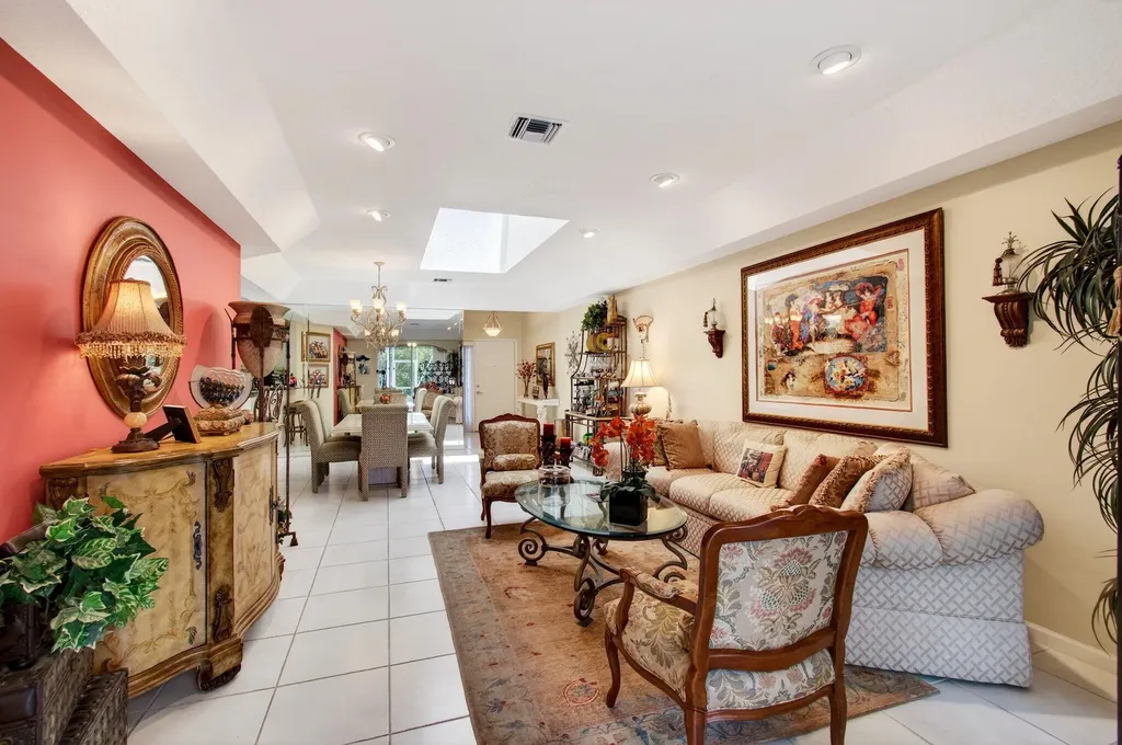 12527 Crystal Pointe Drive Boynton Beach FL 33437