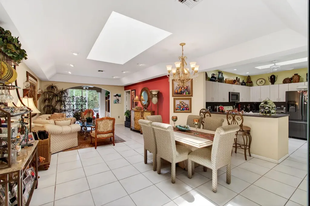 12527 Crystal Pointe Drive Boynton Beach FL 33437