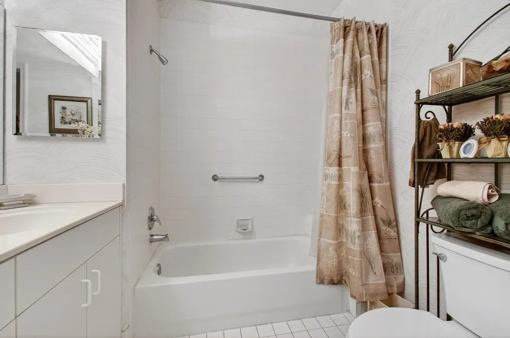 12527 Crystal Pointe Drive Boynton Beach FL 33437
