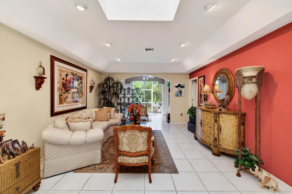 12527 Crystal Pointe Drive Boynton Beach FL 33437
