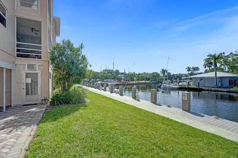 1481 S Ocean Boulevard Lauderdale By The Sea FL 33062