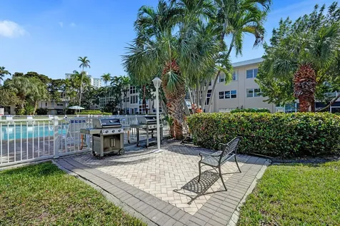 1481 S Ocean Boulevard Lauderdale By The Sea FL 33062