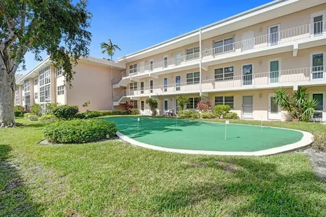 1481 S Ocean Boulevard Lauderdale By The Sea FL 33062