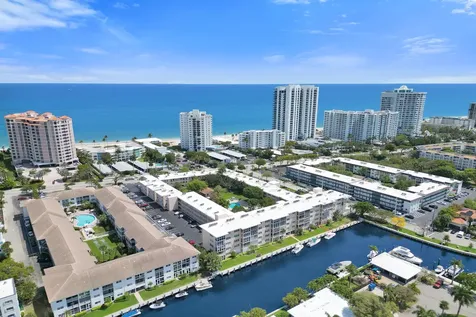 1481 S Ocean Boulevard Lauderdale By The Sea FL 33062