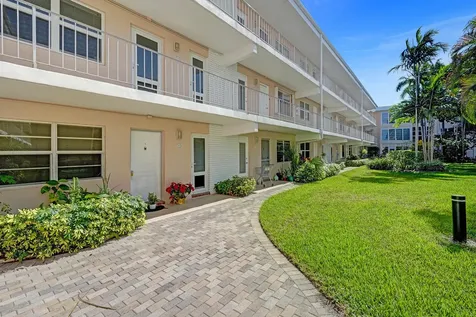 1481 S Ocean Boulevard Lauderdale By The Sea FL 33062