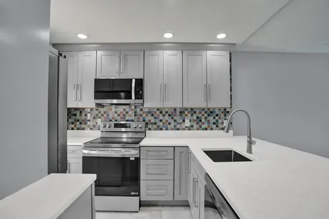 1481 S Ocean Boulevard Lauderdale By The Sea FL 33062