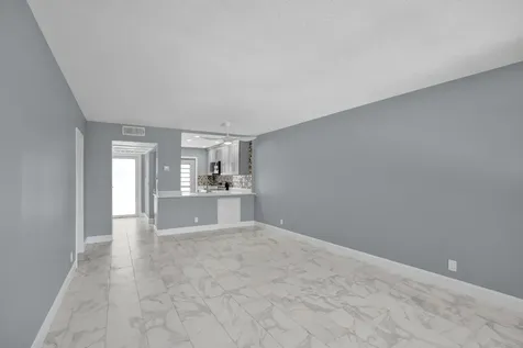1481 S Ocean Boulevard Lauderdale By The Sea FL 33062