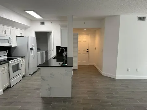 5056 Lantana Road Greenacres FL 33463